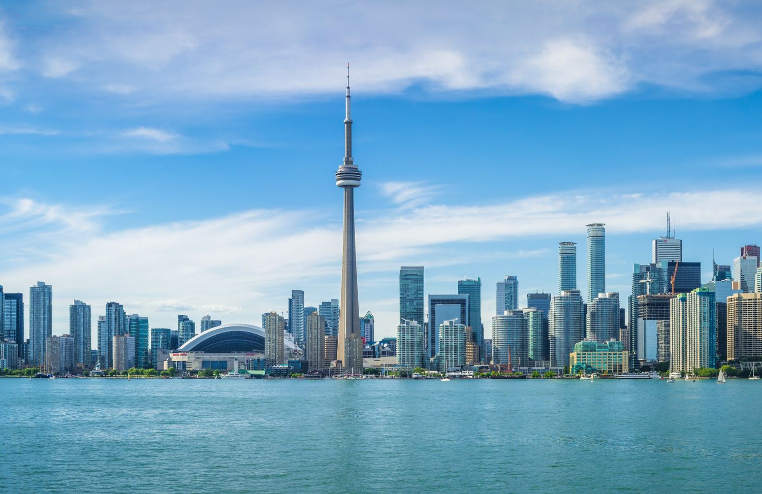 Toronto skyline and the CN Tower on a sunny day